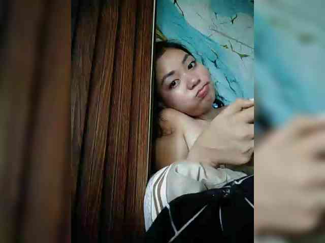 hornylittleprincess69