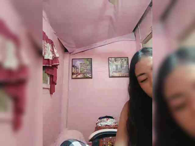 hornylittleprincess69