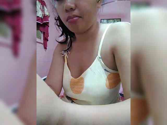 hornylittleprincess69