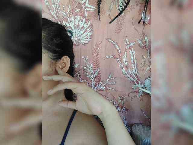 hornylittleprincess69