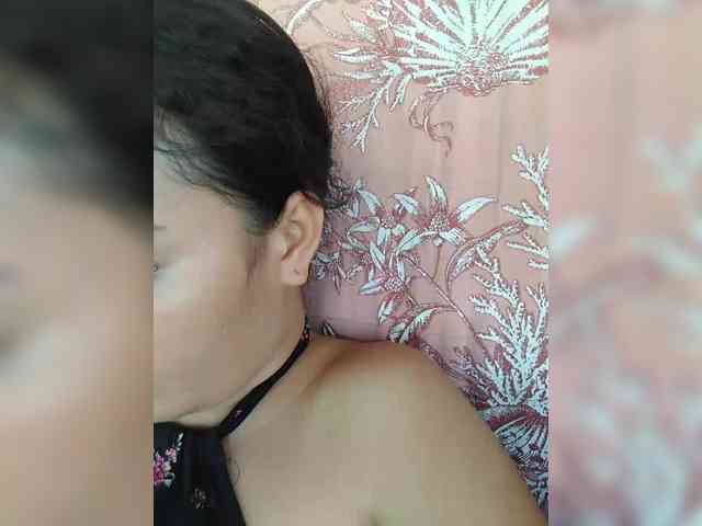 hornylittleprincess69