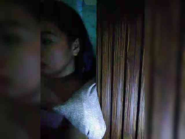 hornylittleprincess69 webcam