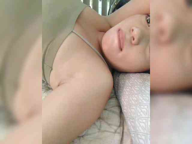hornylittleprincess69 webcam