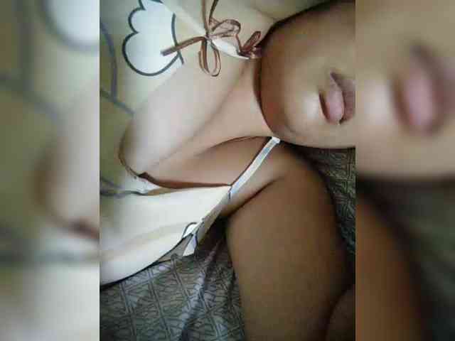 hornylittleprincess69 webcam