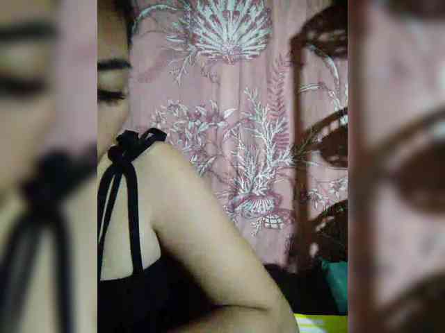 hornylittleprincess69