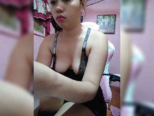 hornylittleprincess69 webcam