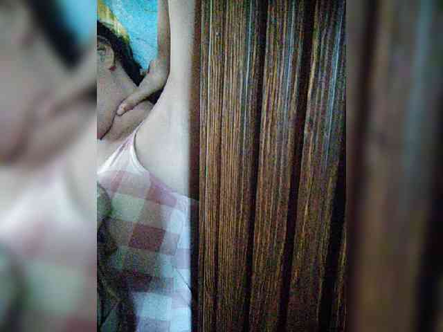 hornylittleprincess69 webcam