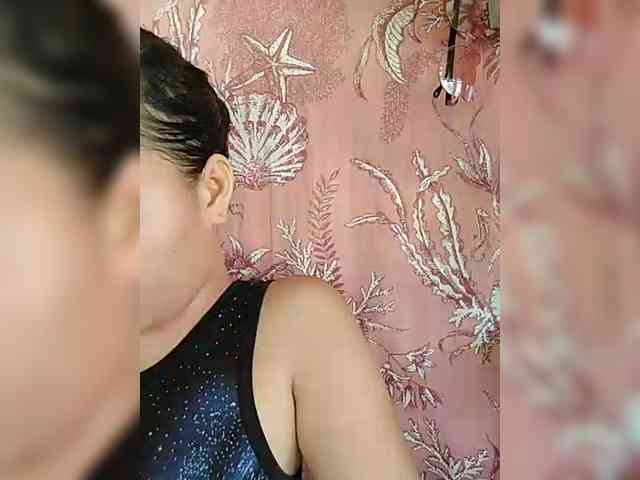 hornylittleprincess69 webcam