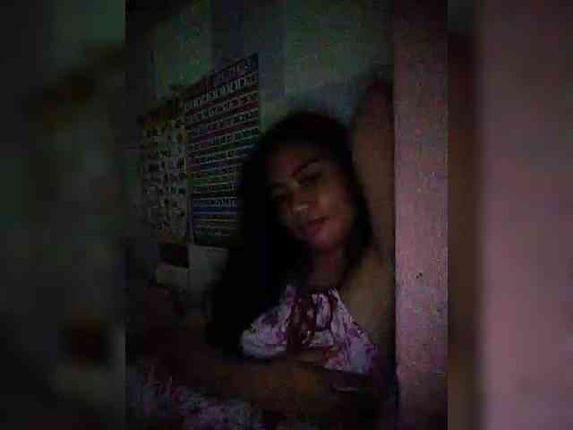 hornylittleprincess69 webcam