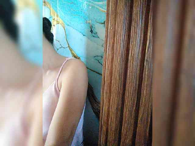 hornylittleprincess69