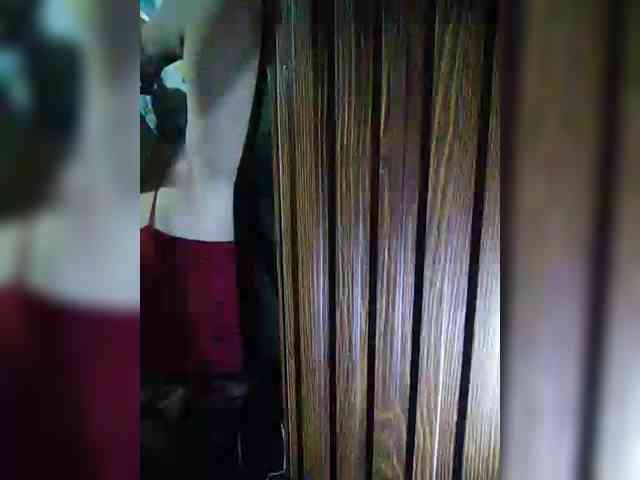 hornylittleprincess69