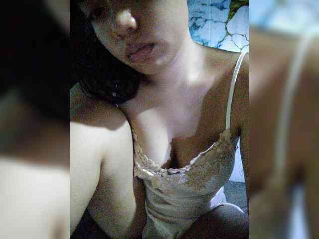 hornylittleprincess69 webcam