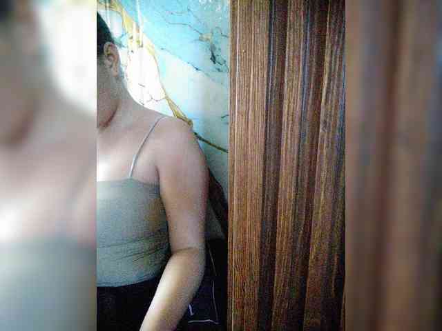 hornylittleprincess69 webcam