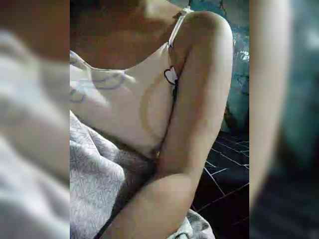 hornylittleprincess69 webcam