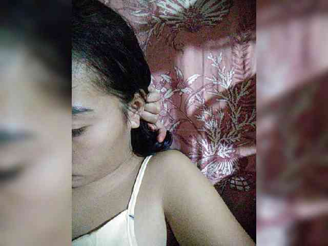 hornylittleprincess69 webcam