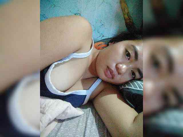 hornylittleprincess69 webcam