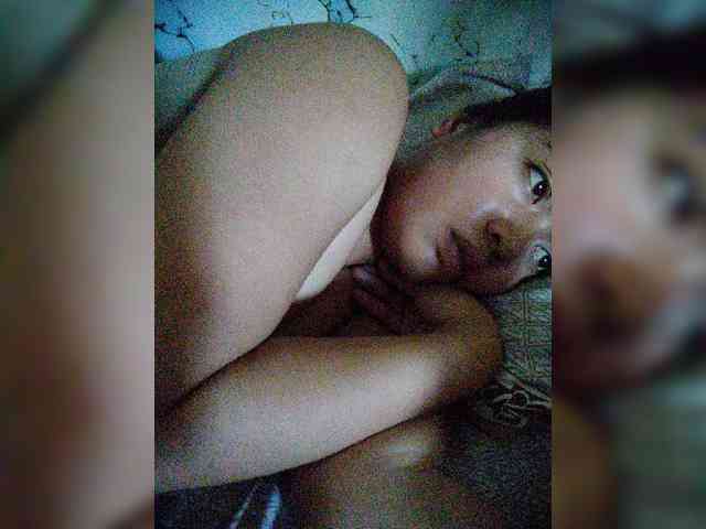 hornylittleprincess69 webcam