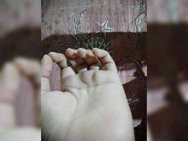 hornylittleprincess69