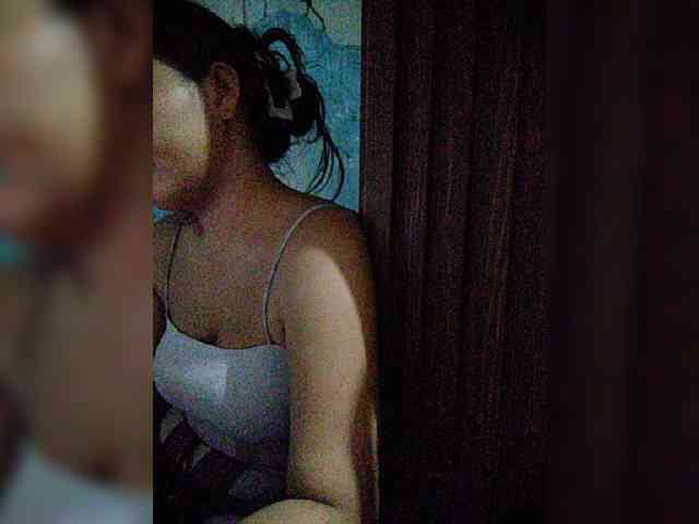 hornylittleprincess69 webcam