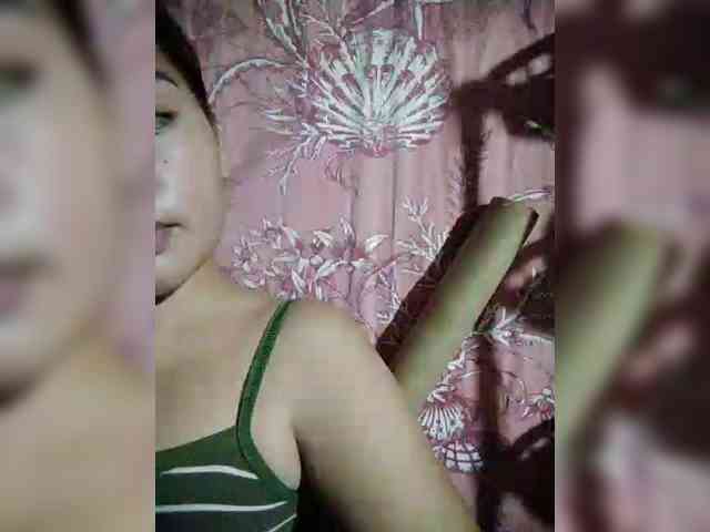 hornylittleprincess69