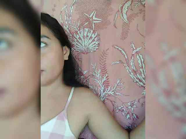 hornylittleprincess69 webcam