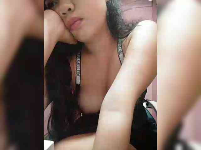 hornylittleprincess69