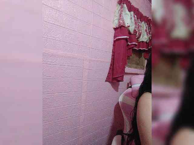 hornylittleprincess69 webcam