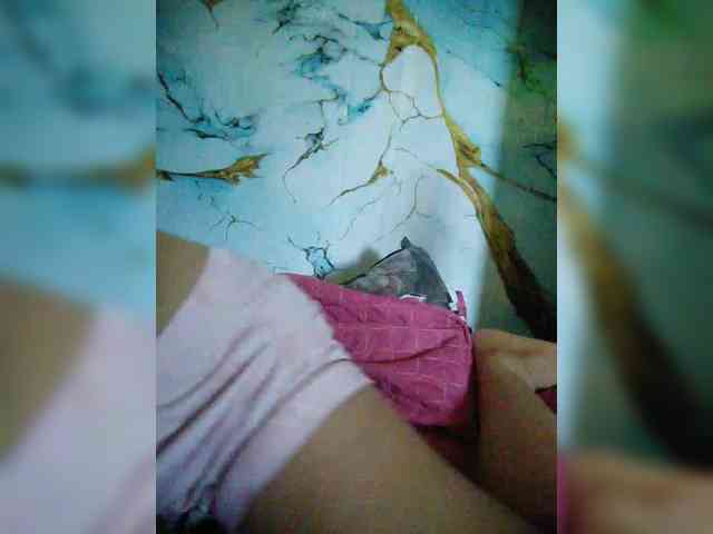 hornylittleprincess69 webcam