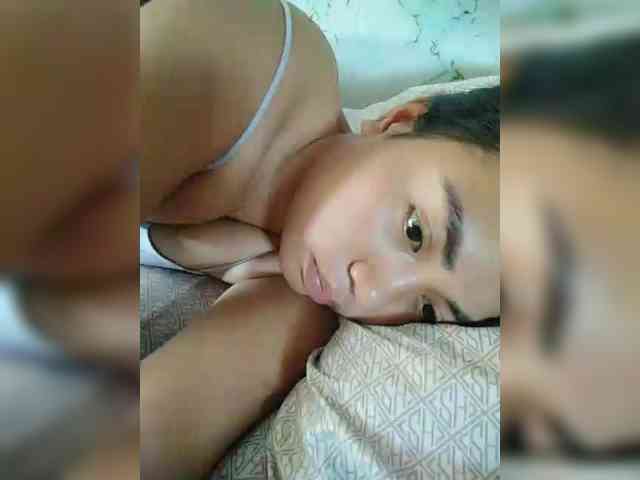 hornylittleprincess69 webcam