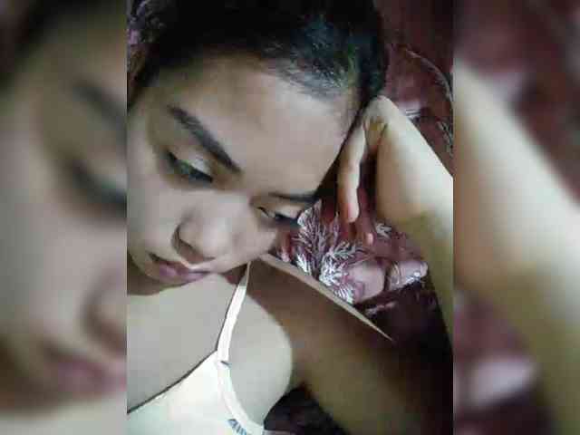 hornylittleprincess69 webcam