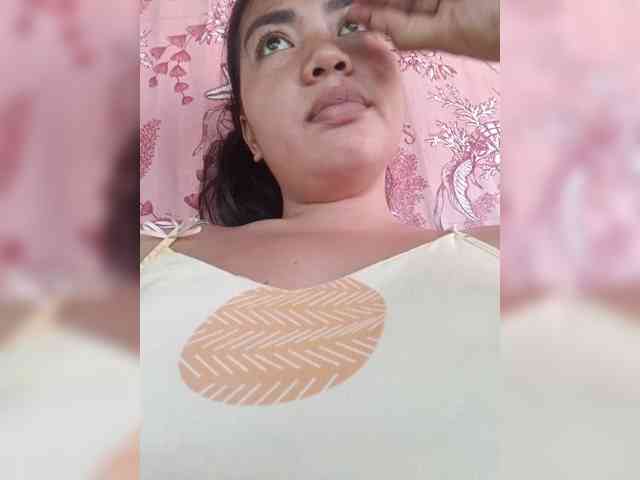 hornylittleprincess69