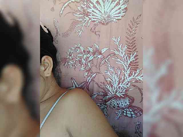 hornylittleprincess69 webcam