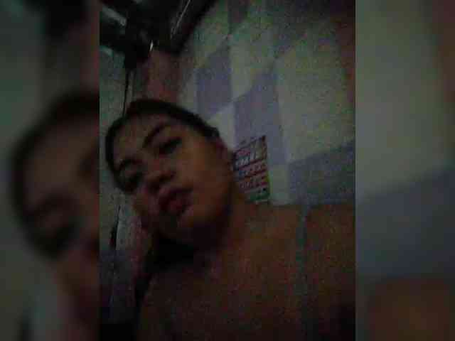 hornylittleprincess69 webcam