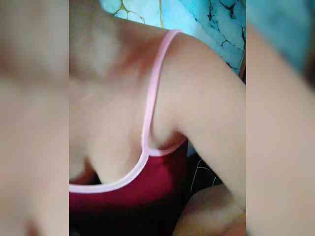 hornylittleprincess69 webcam