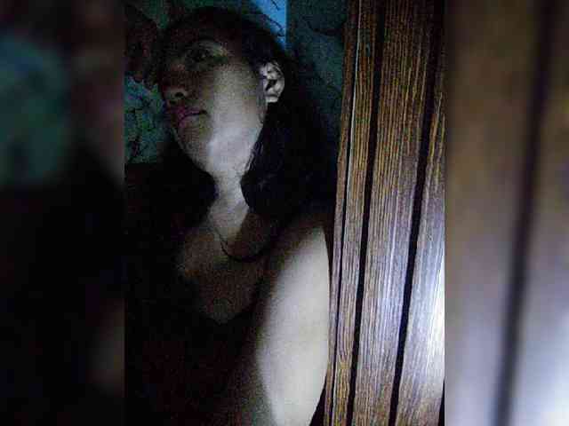 hornylittleprincess69 webcam