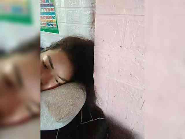 hornylittleprincess69