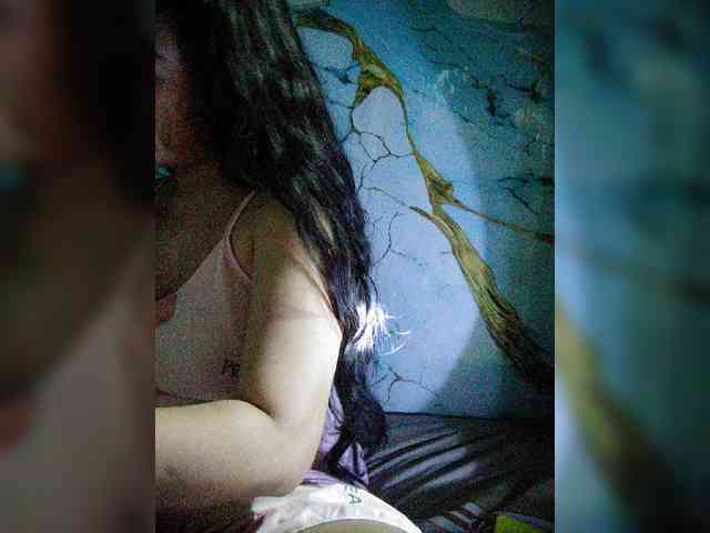 hornylittleprincess69 webcam