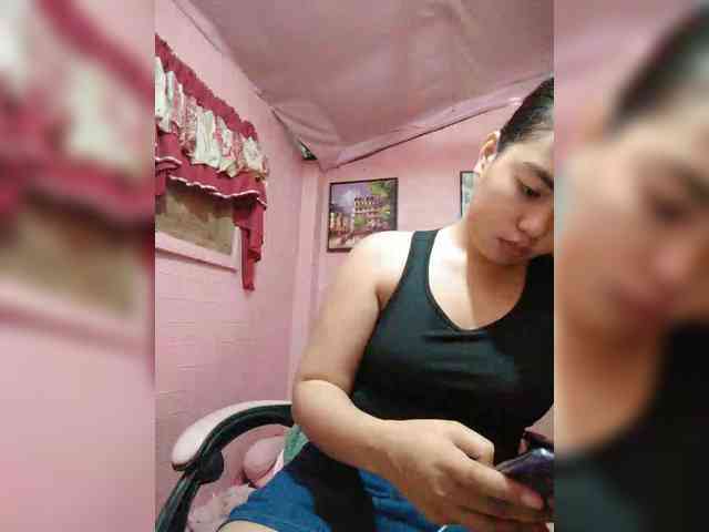 hornylittleprincess69 webcam