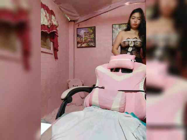 hornylittleprincess69 webcam