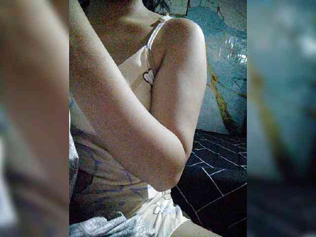 hornylittleprincess69 webcam