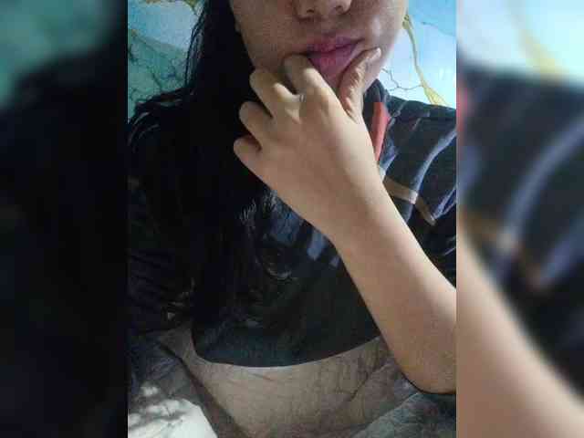 hornylittleprincess69 webcam