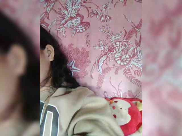 hornylittleprincess69