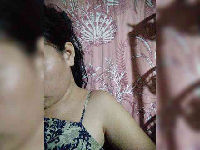 hornylittleprincess69 webcam