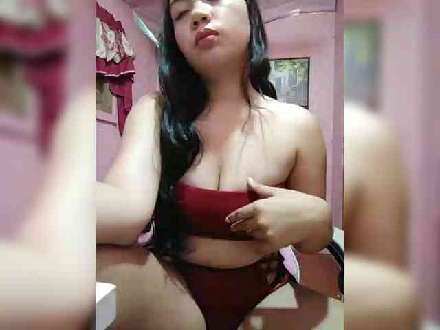 hornylittleprincess69