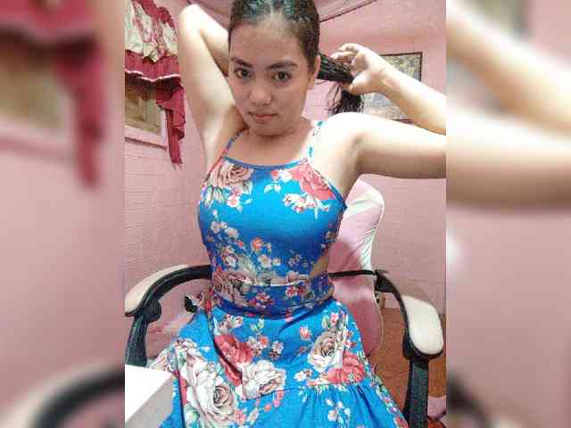 hornylittleprincess69 webcam