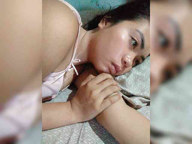 hornylittleprincess69 webcam