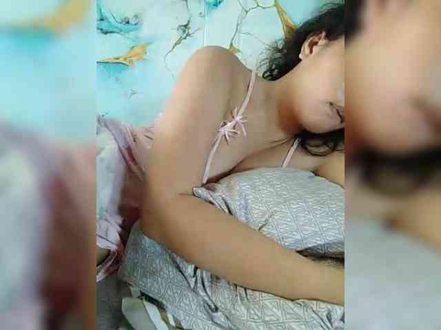 hornylittleprincess69 webcam