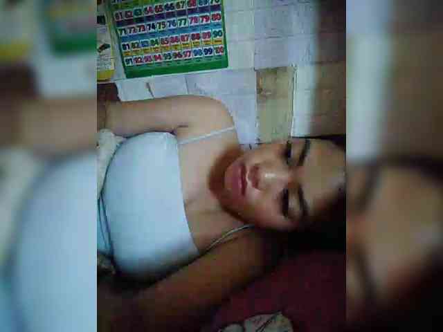 hornylittleprincess69 webcam