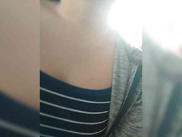 hornylittleprincess69 webcam