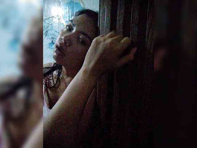 hornylittleprincess69
